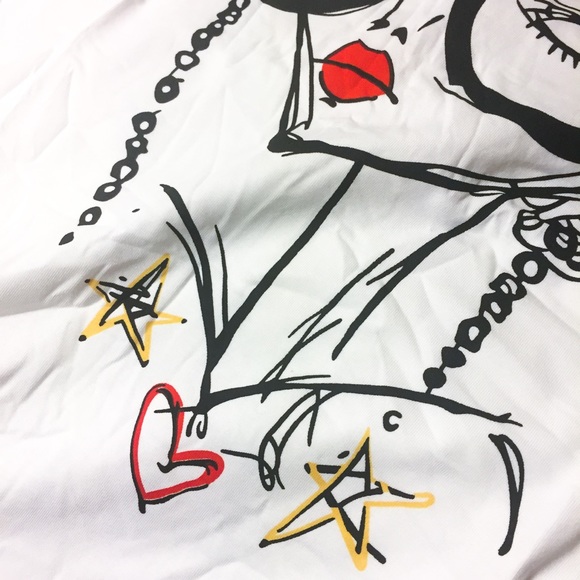 ✨HP✨Smart & Saucy Lady Tee - Picture 3 of 9